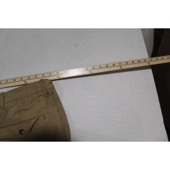 Levi's Strauss Men Brown Cargo Shorts Long Size 36 - Picture 8 of 9